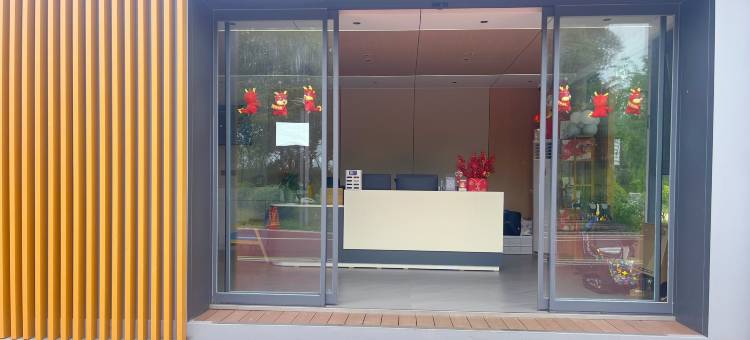 宿迁骆马湖沐晨太空舱度假营地图片