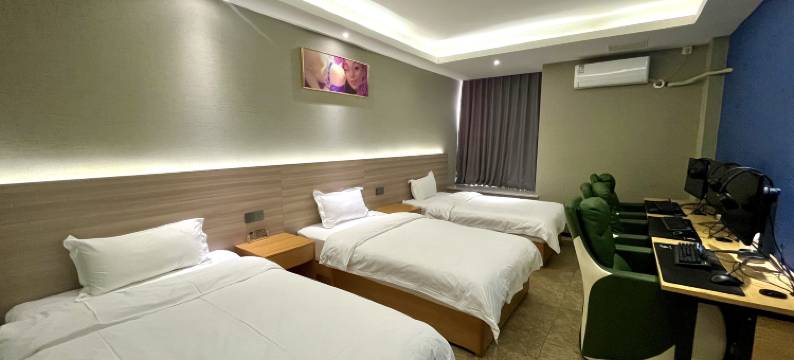 逸家电竞酒店(金堂大学城店)图片