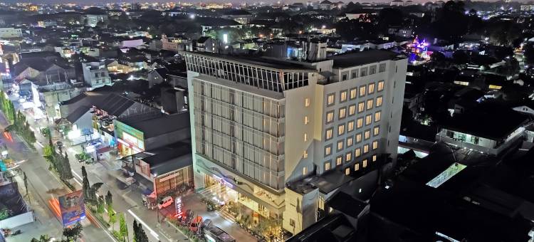 日惹大特乔克罗酒店(Grand Tjokro Yogyakarta)图片