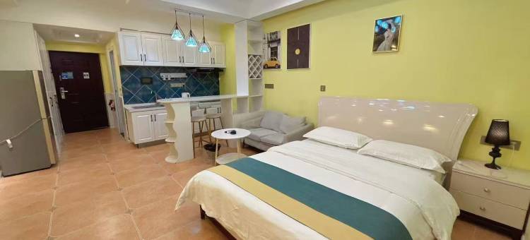 柒彩阳光酒店式公寓(大学城地铁站店)图片