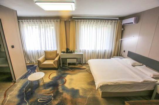 绿洲岛商务宾馆