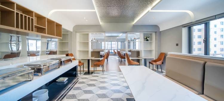 雅居酒店(北屯步行街店)图片