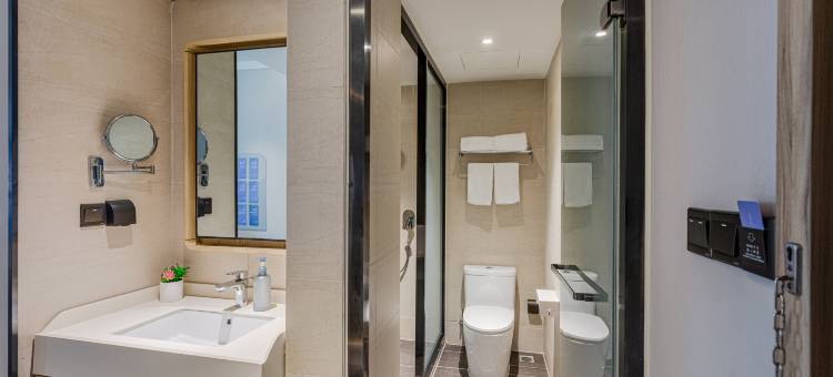 汉庭优佳酒店(济南大观园经四路万达广场店)图片