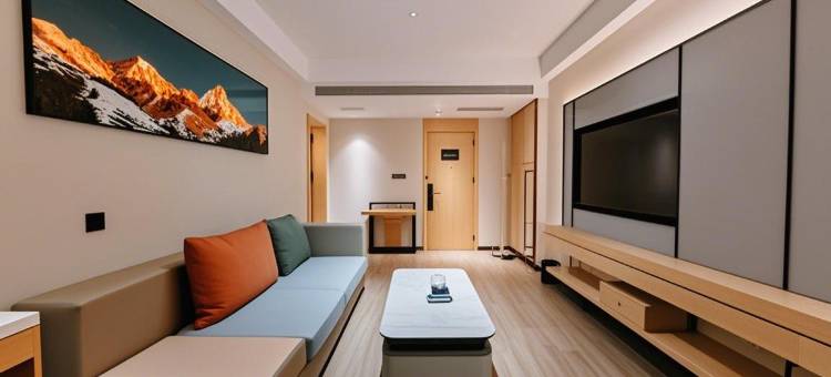 锐思特酒店(正定古城小商品夜市店)图片