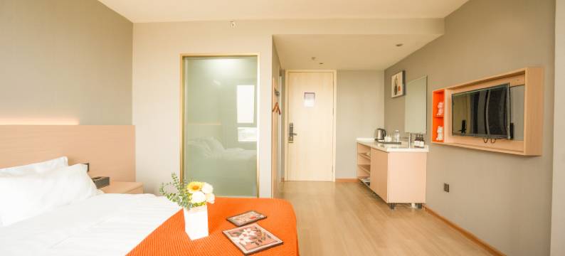 聚枫商务酒店(济南泺口服装城动物园店)图片