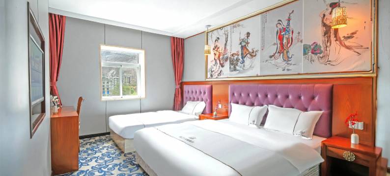 天籁庄园酒店(稻城亚丁景区店)图片