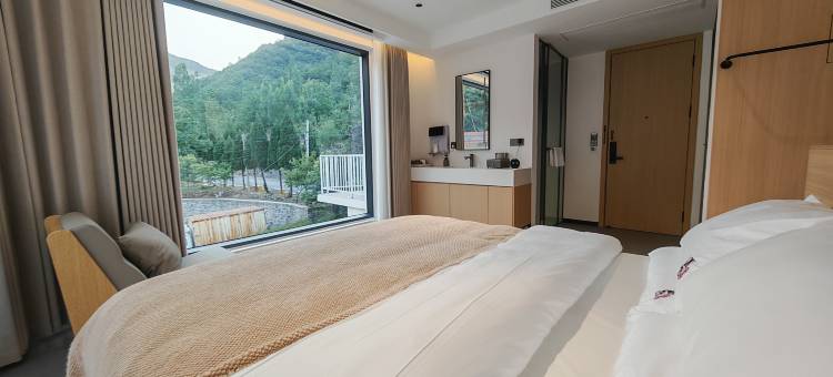 山隐归心民宿(万仙山景区店)图片