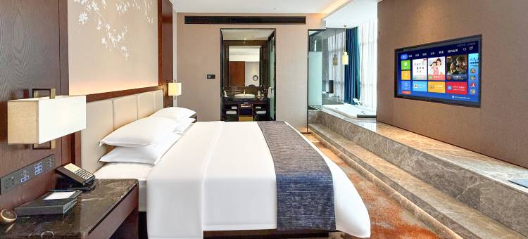 湖天国际酒店(怀化高铁南站体育中心店)图片