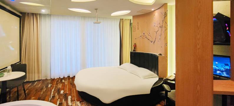 本色电竞酒店(慈溪上林坊店)图片