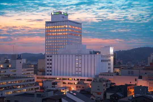 ANA Holiday Inn 金泽天空全日空假日酒店(ANA Holiday Inn KANAZAWA SKY by IHG)