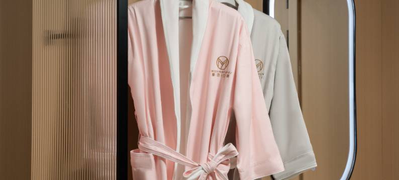 摩顶云熙电竞酒店(曹魏古城胖东来时代广场店)图片