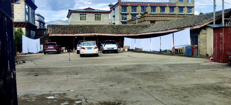 稻城假日酒店图片