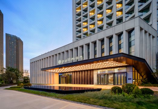 Pullman Chongqing Xiyue Hotel Overview