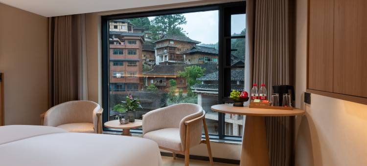 秋山居酒店(西江千户苗寨大北门店)图片