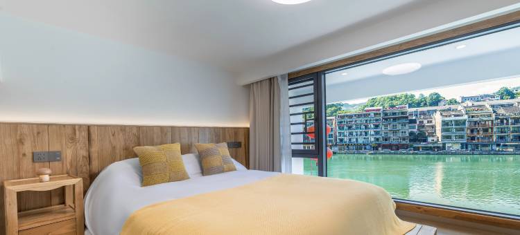 镇远云河河景民宿(镇远古镇店)图片