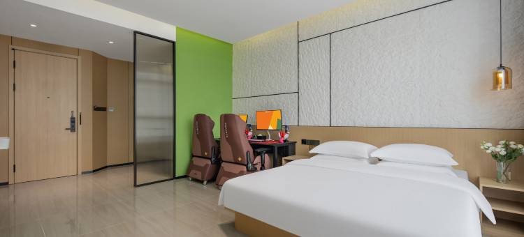 优恩电竞酒店(杭州南站绿都富泰广场店)图片