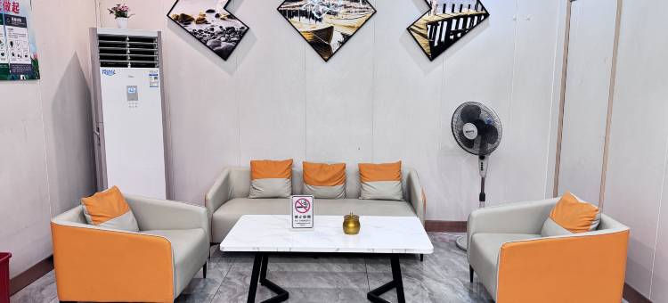 速8酒店(广州高铁北站花城路地铁站店)图片