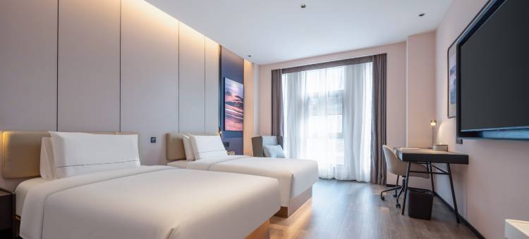 武汉徐东理工大学余家头校区亚朵酒店图片