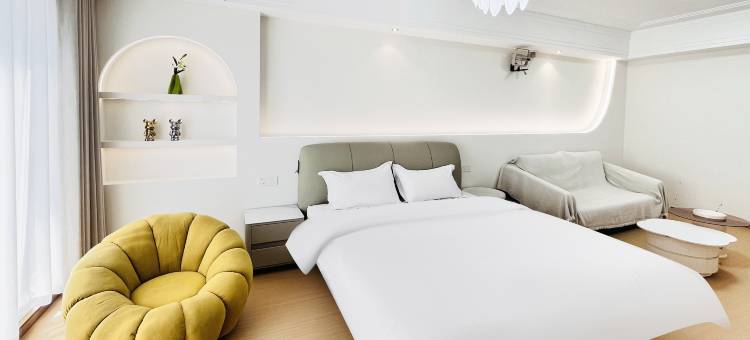 村江晓景·观影酒店 (济宁万达广场店)图片