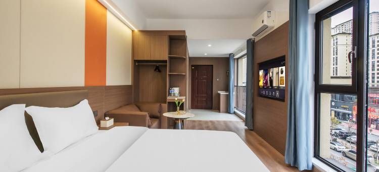 摩尔影院民宿图片