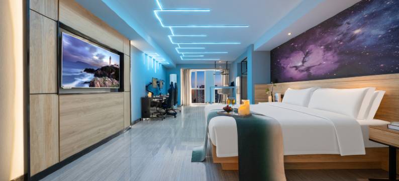 叶与晨电竞电影酒店(石家庄新石中路店)图片