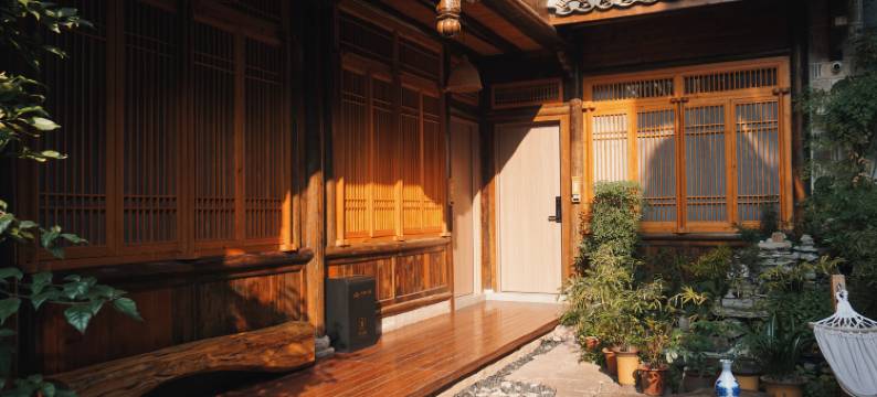 凤凰大隐千府民宿(古城店)图片