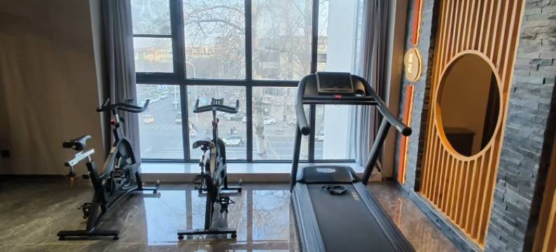 艺龙瑞云酒店(濮阳龙城广场市政府店)图片