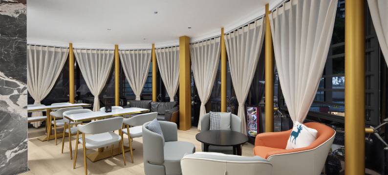 魔界主题电竞酒店(自贡彩灯公园店)图片