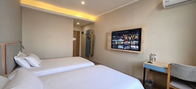 驿家365连锁酒店 VS电竞酒店(邢台好南关清风楼店)图片