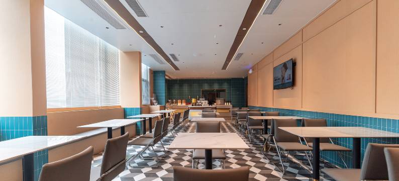 美豪·怡致酒店(南宁朝阳广场火车站地铁站店)图片