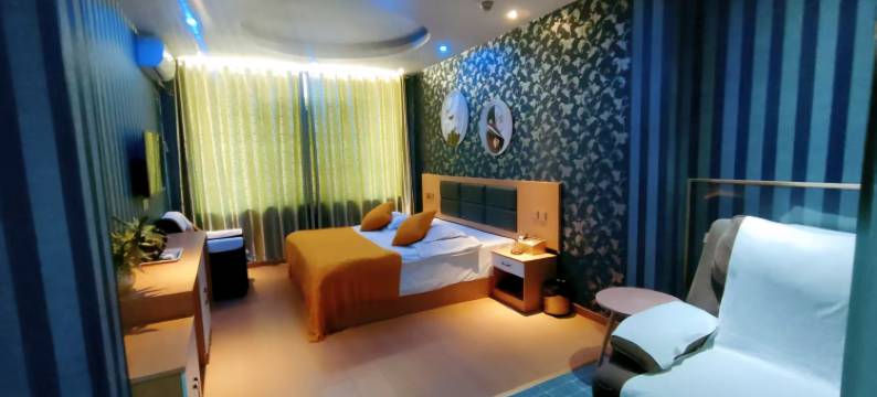 安宁幻城2046主题酒店图片