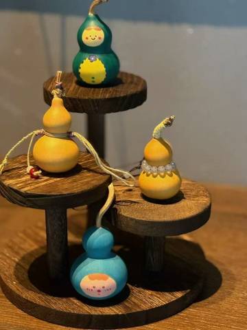 峨眉山高铁站峨秀湖亚朵酒店图片