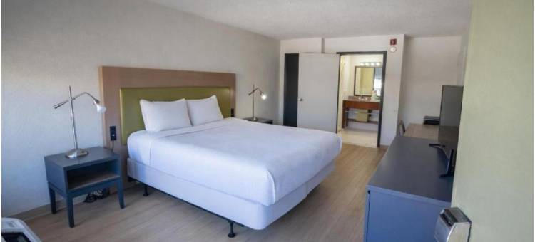 萨克拉门托旅馆套房(Sacramento Inn & Suites Cal Expo I-80)图片