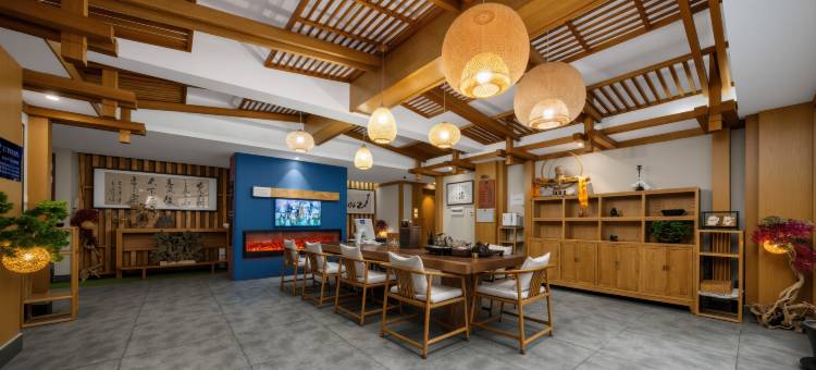 柏悦.山居酒店(香格里拉镇稻城亚丁景区店)图片