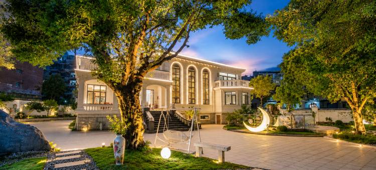 白墨·White Manor | 法式艺术庄园酒店(景德镇北站店)图片