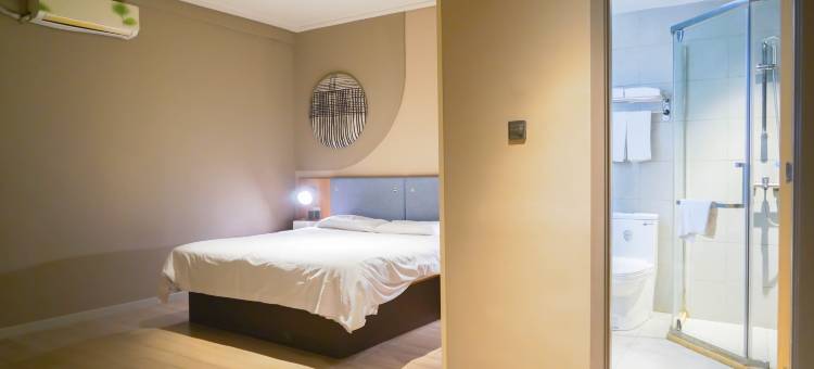 如家华驿酒店(青岛城阳汽车北站地铁站店)图片