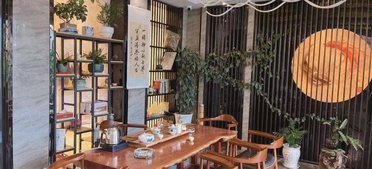 美宿·红宇酒店 (绿春县华联超市店)图片