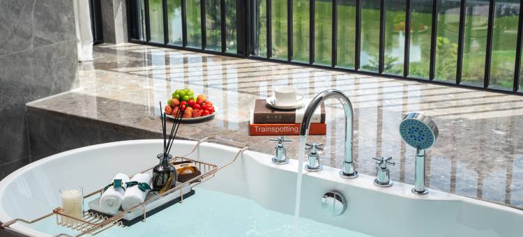 花漾年华酒店(嘉和城鹭湖店)图片