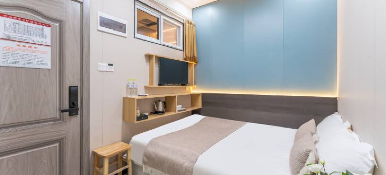 五月印象酒店(青岛台东步行街啤酒博物馆店)图片