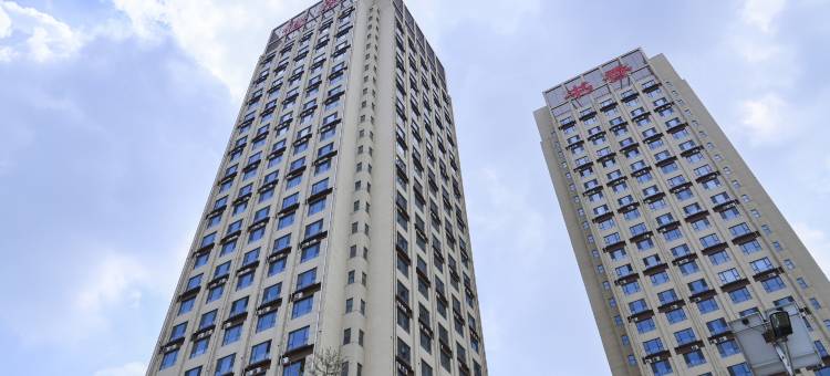 如约·芳华民宿(临沂通达路国华新城店)图片