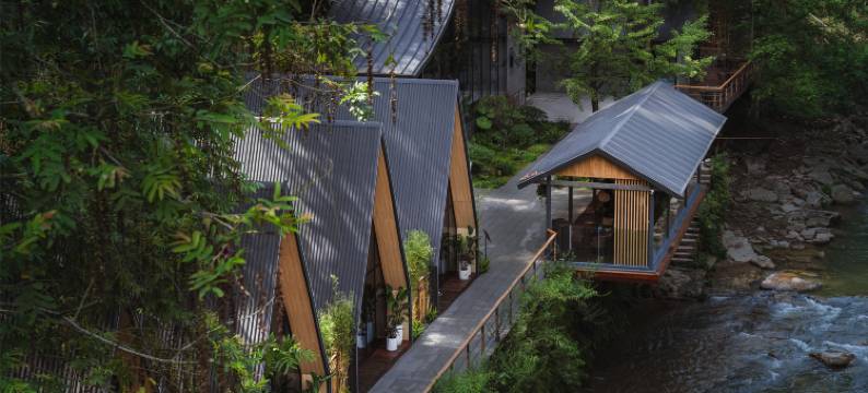 青城山·青城谧境·360°环山丨溯溪漂流·私汤美墅(茶坪景区店)图片
