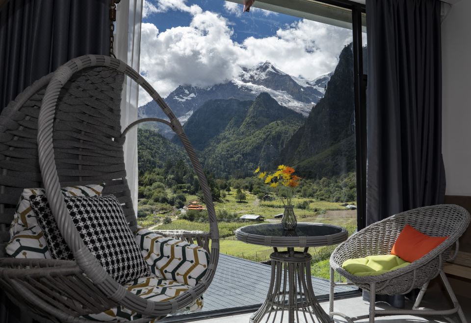 Shan Yu Guesthouse over view