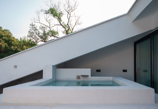 Tingjian·BuZhiZhou Brandy manor wild luxury private soup Homestay (Jinzhai Branch)Hotel Overview