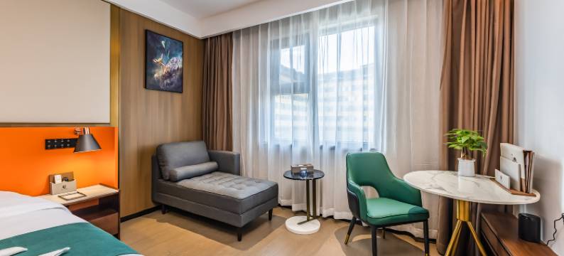 昆明・黑马酒店(珥季路地铁站大都摩天购物中心店)图片