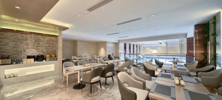 麗枫酒店(东莞塘厦天虹购物中心丰腾大厦店)图片