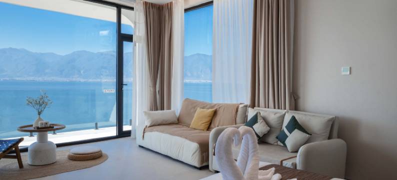 大理白月光悬崖海景民宿(双廊洱海店)图片