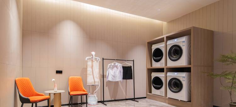 H酒店(汝州中央公园春禾国贸店)图片