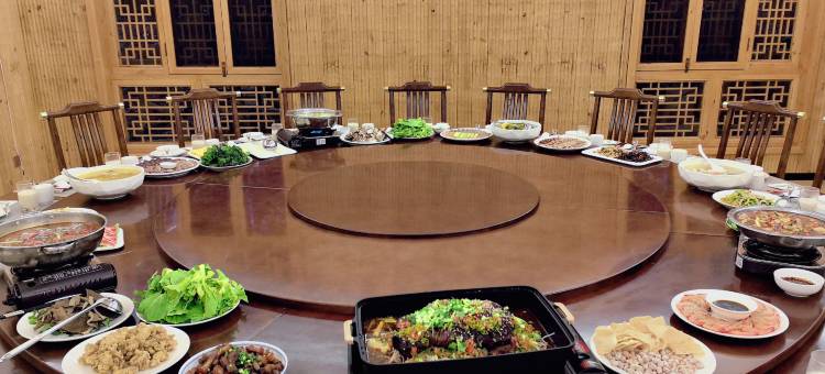 石屋半山酒店图片