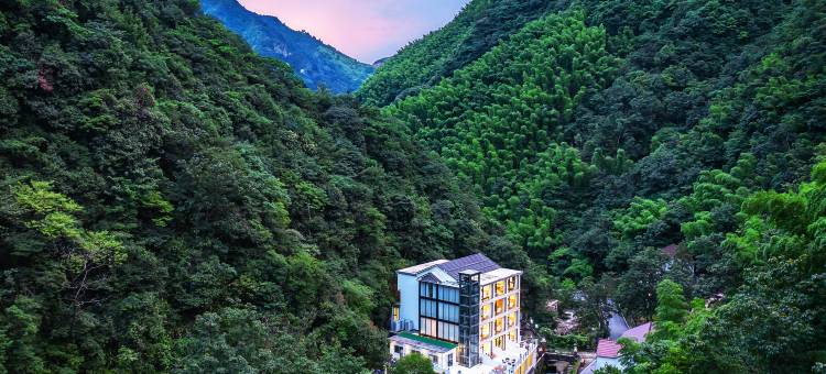 山屿·山野温泉溯溪泳池私汤民宿(浙北大峡谷店)图片