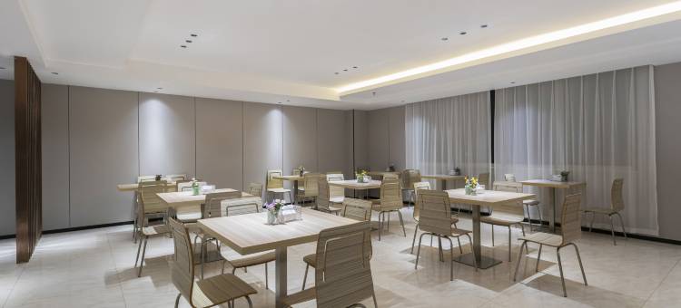 城市便捷酒店(靖西锦绣古镇龙潭公园店)图片